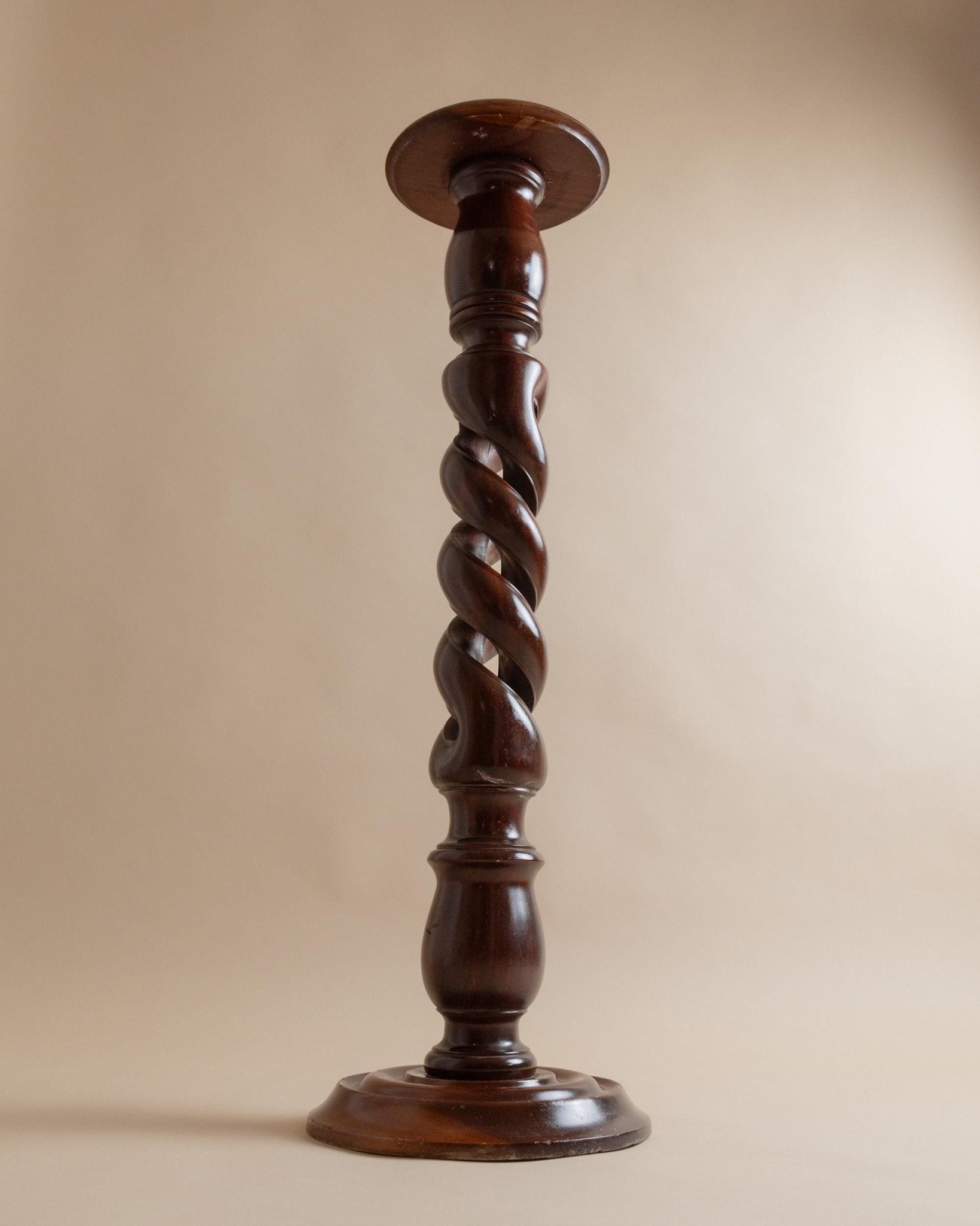 XXL Vintage wooden flower stand, column table - swirled solid wood handcrafted Italy 1960s, presentation of art, plants, vases - gift idea_Bottega Jacobs